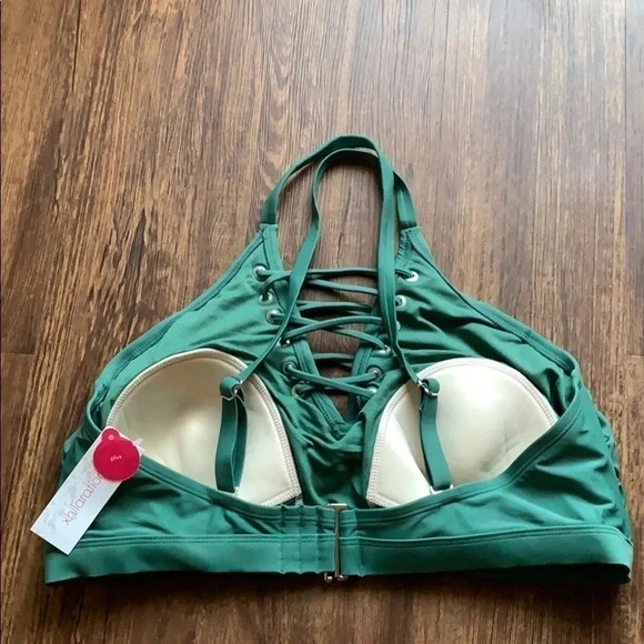 Plus Size Xhilaration Swim Bralette Bikini Top Size 16W NWT - Picture 4 of 10